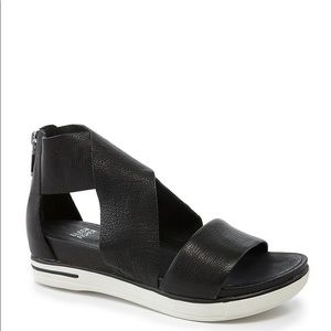 Eileen Fisher Sport Sandal size 8.5